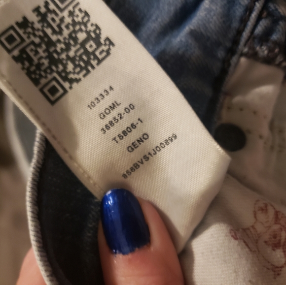 Jeans - Picture 4 of 6